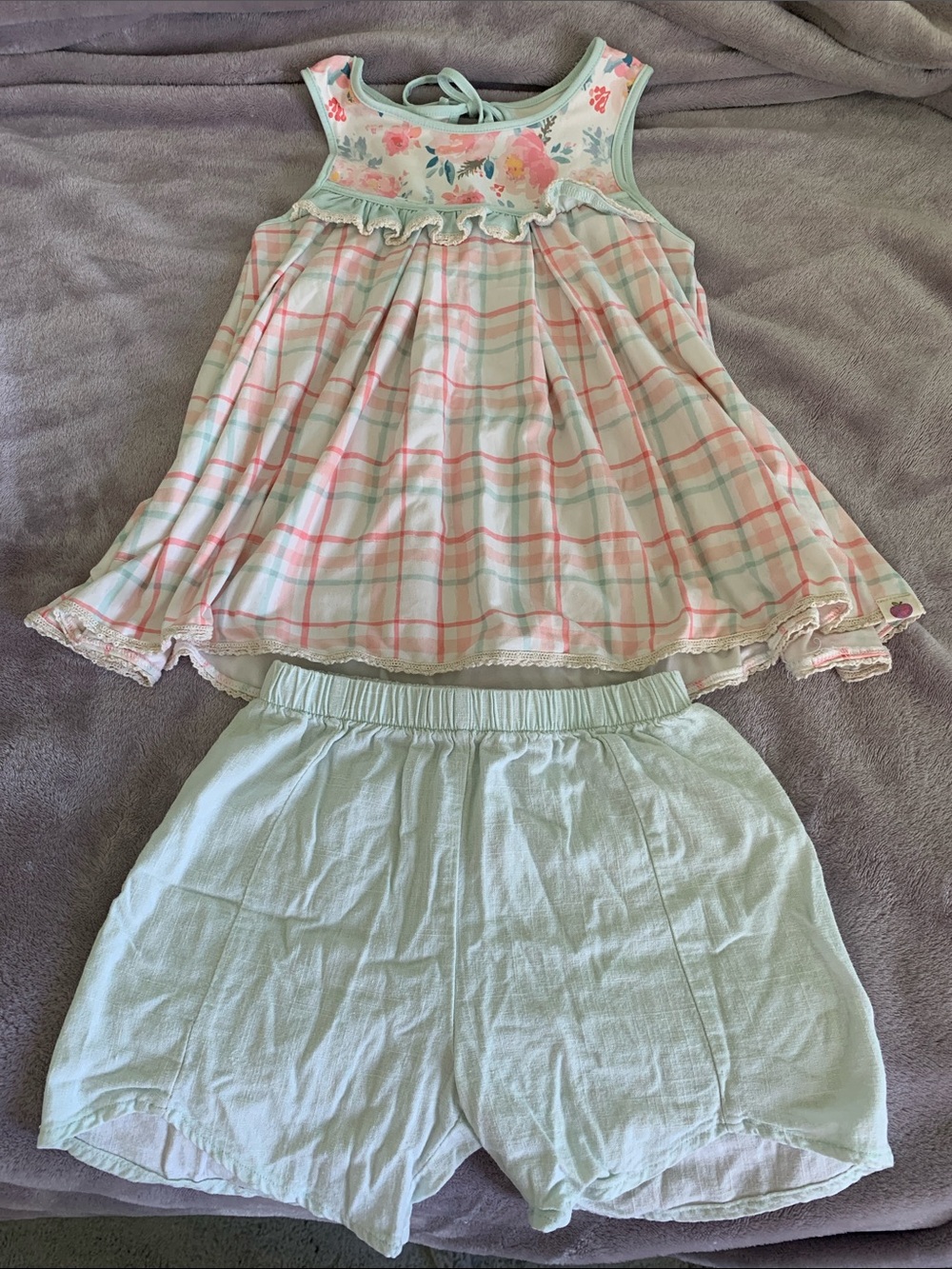 Cheeky Plum Peach and Mint Floral Tunic & Shorts Set 5T